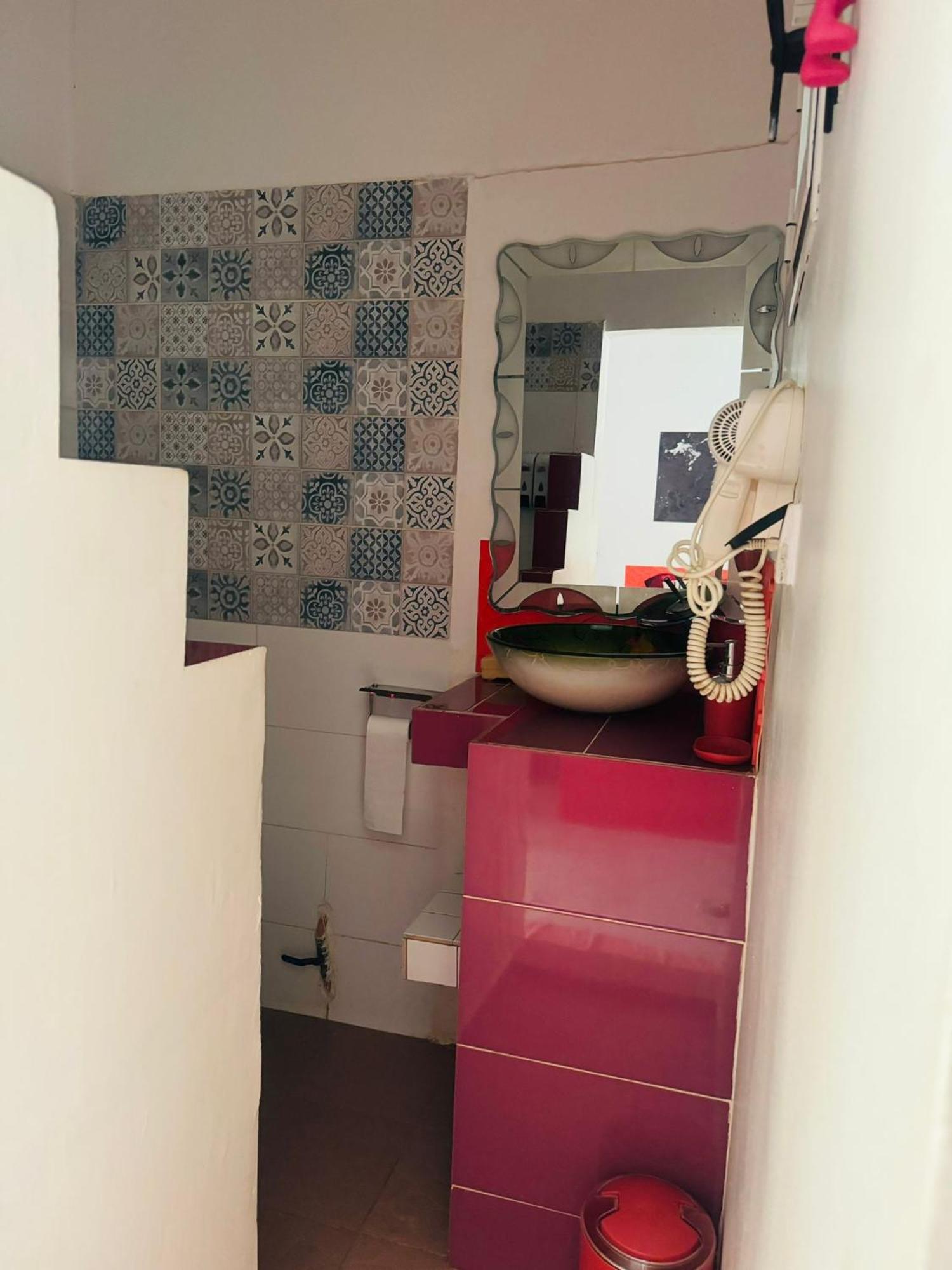 Bed and Breakfast Grace House Jacuzzi Saly Portudal Exteriér fotografie